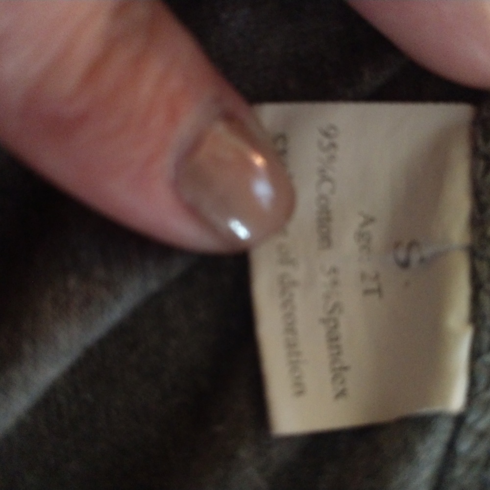 *2 PEICE OUTFIT* - Picture 3 of 4